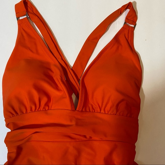 EUC RED HOT š„š„š„One Piece Bathing Suitš„SALE - Picture 3 of 8